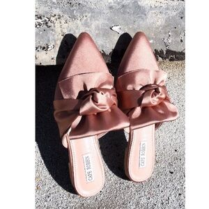 Cape Robbin Satin Mules in Rose Gold